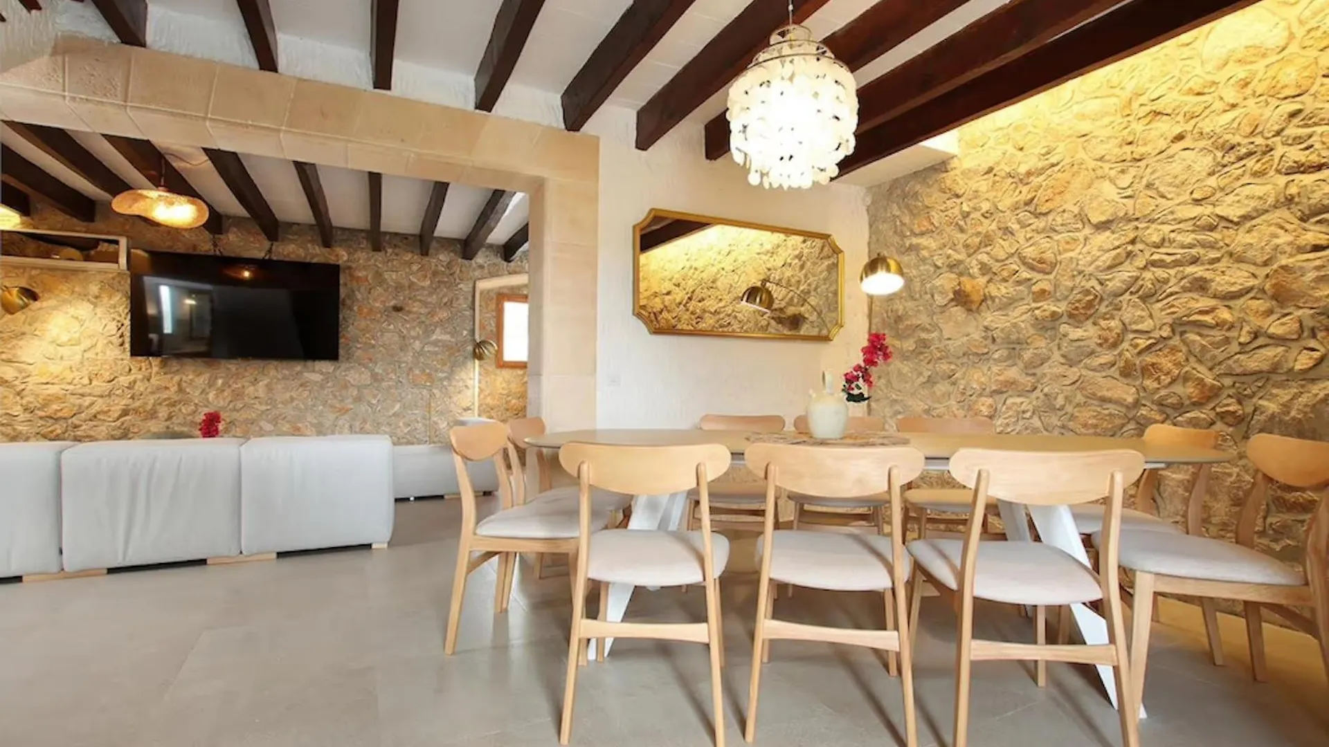 Rustic House Recently Renovated Villa With Views To The Pollensa Mountains By Renthousing Pollença 0*,